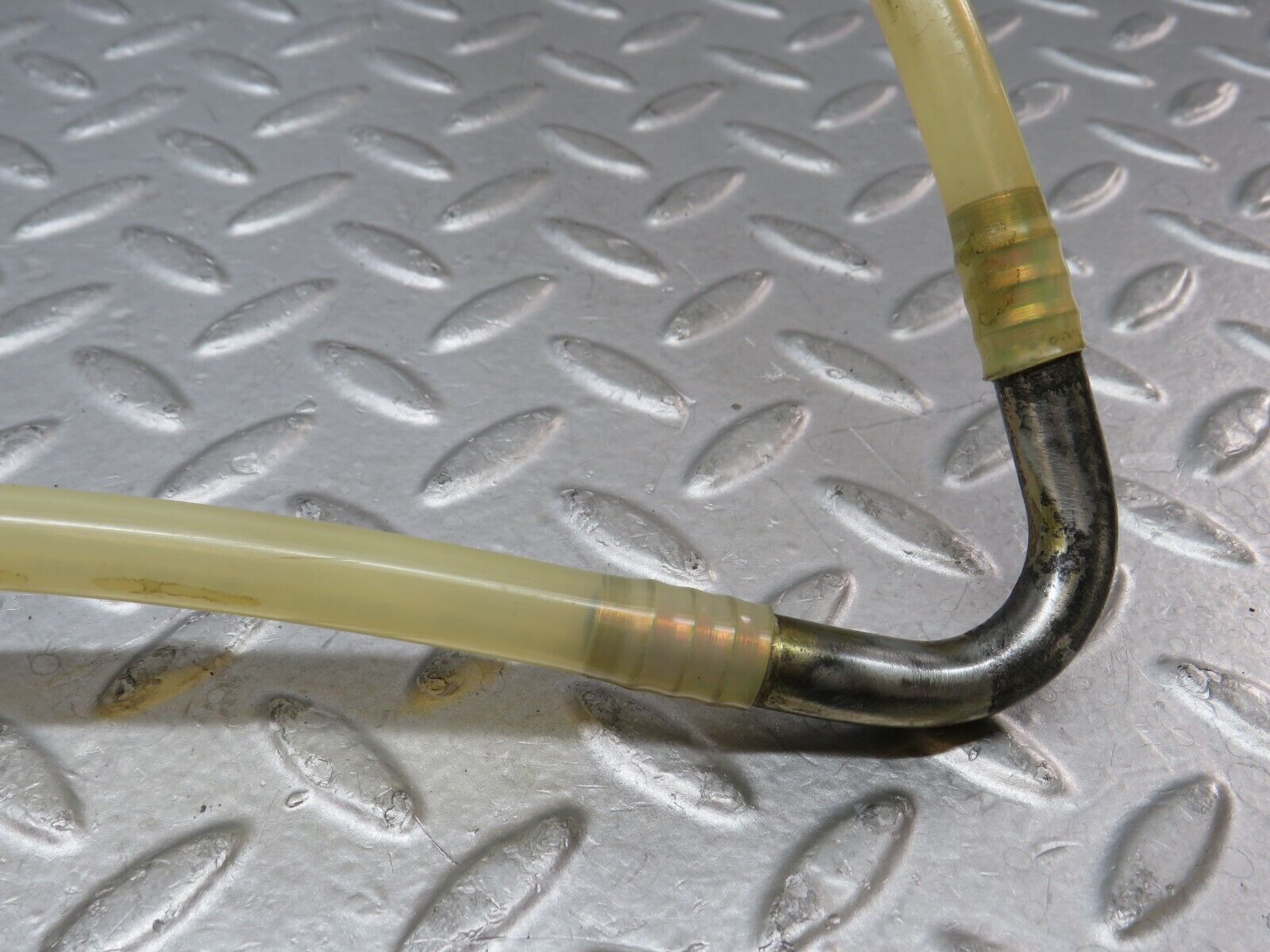 36300 Mercedes-Benz W126 420SE Brake Servo Vacuum Pipe