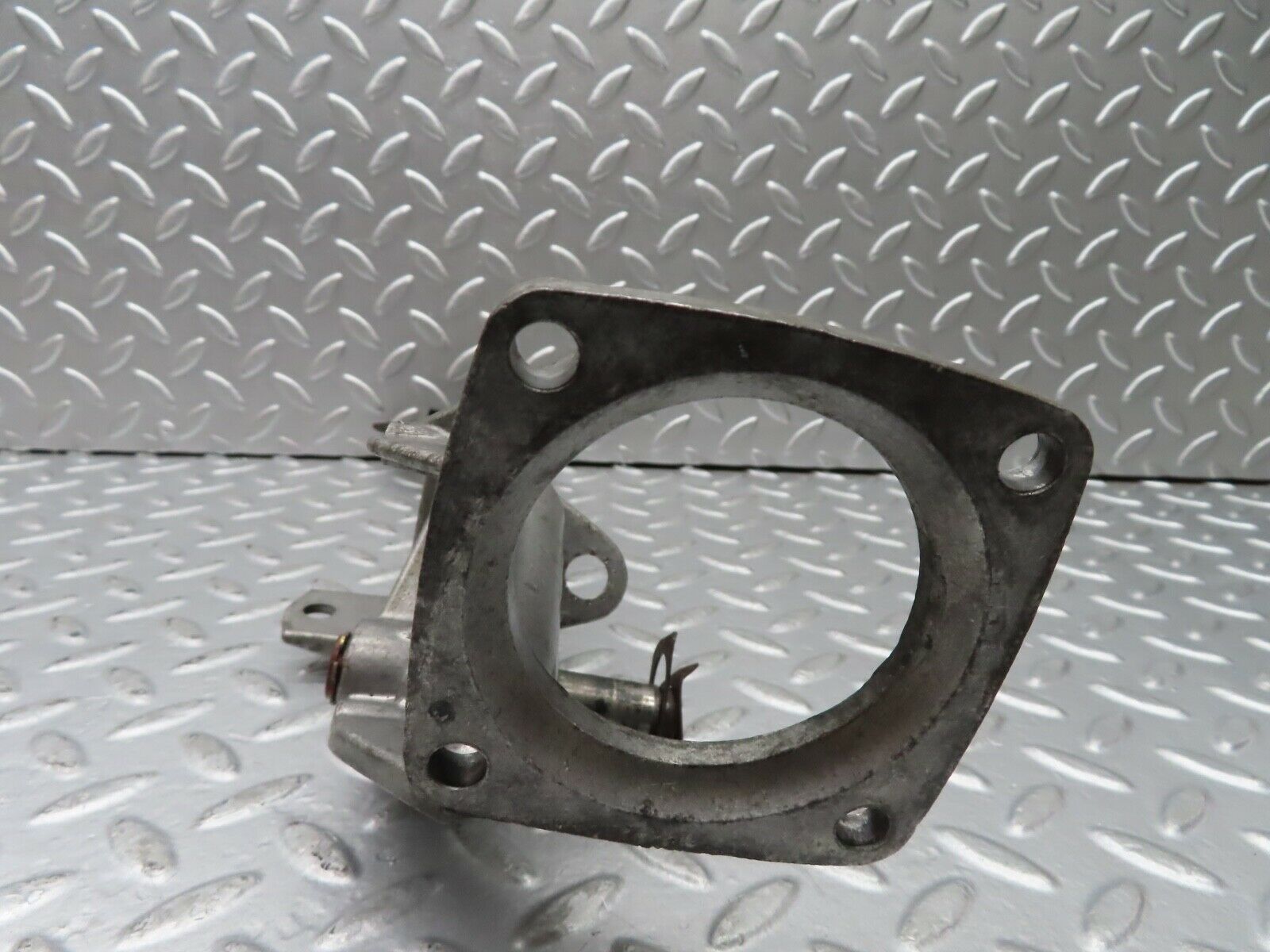 20337 Mercedes-Benz W114 280CE Coupe Brake Pedal Bracket 1152940701