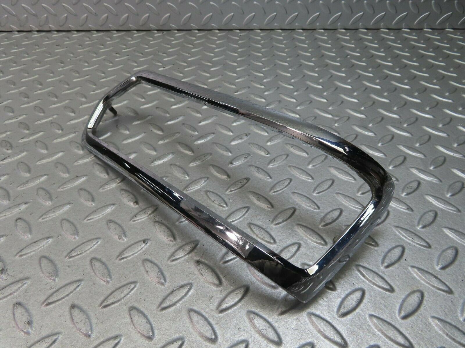 8811 Mercedes-Benz W108 Tail Light Chrome Frame Left 1088260159