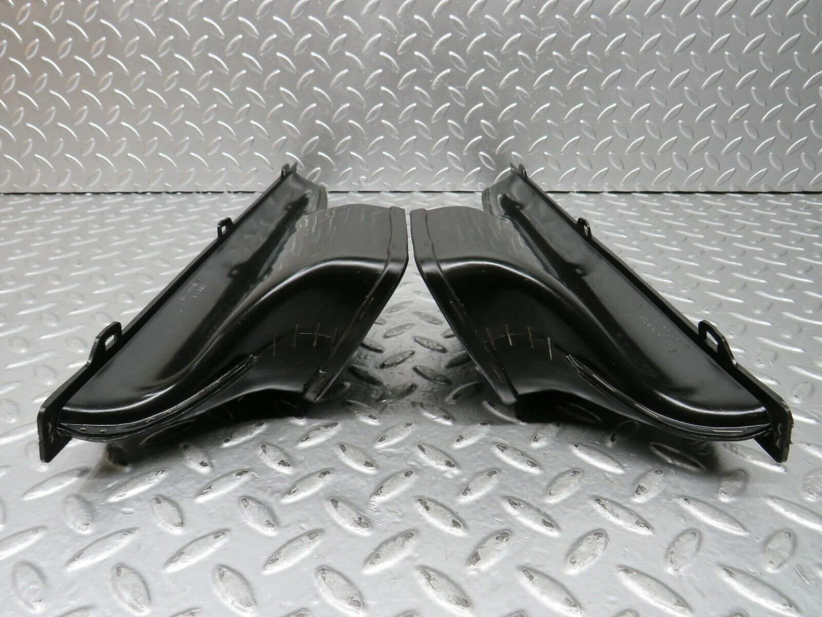 23310 Mercedes-Benz W116 350SE Dashboard Air Vent Duct Pair 1168300319