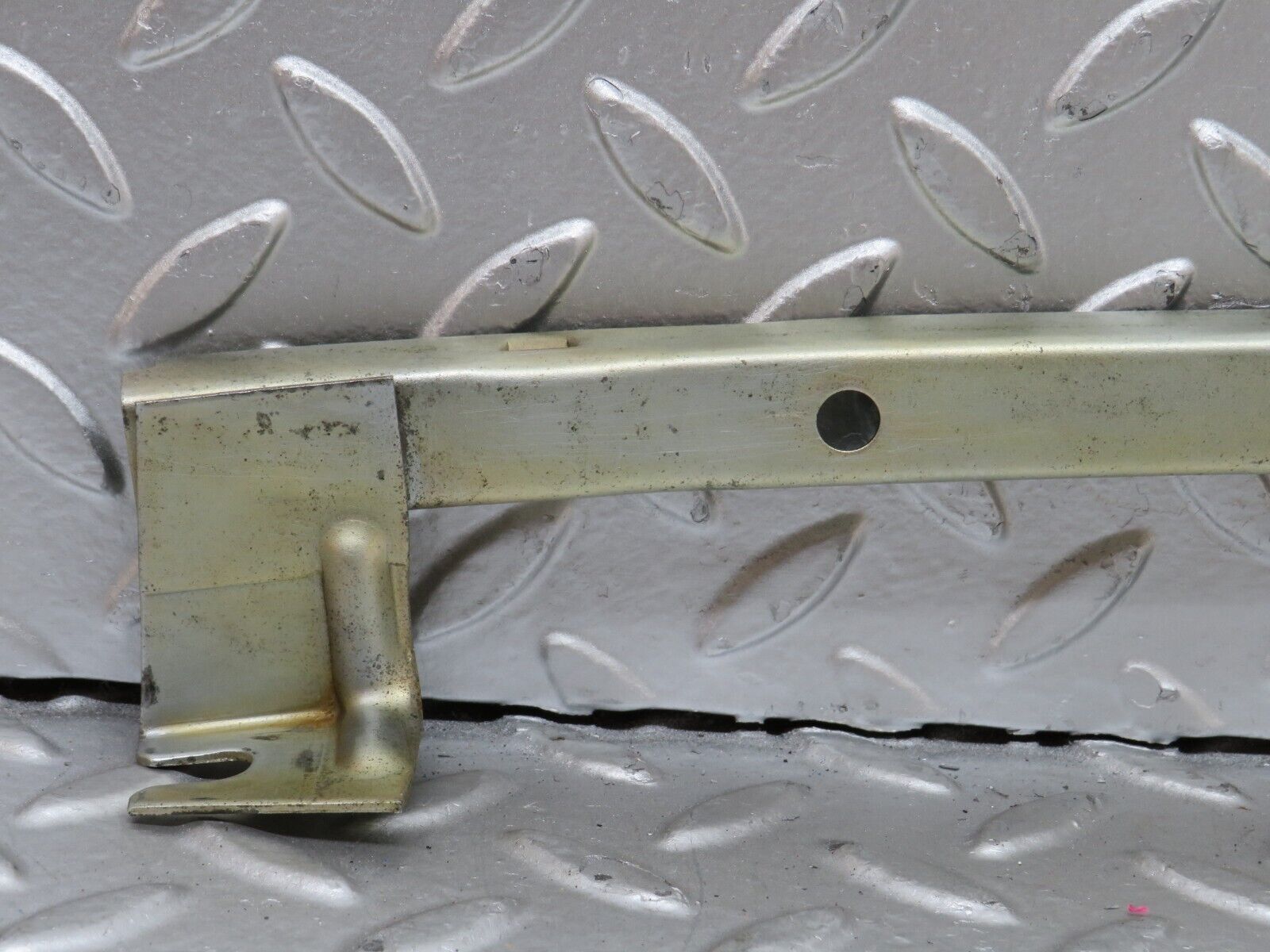 28065 Mercedes-Benz W123 280E Rear Right Door Window Channel