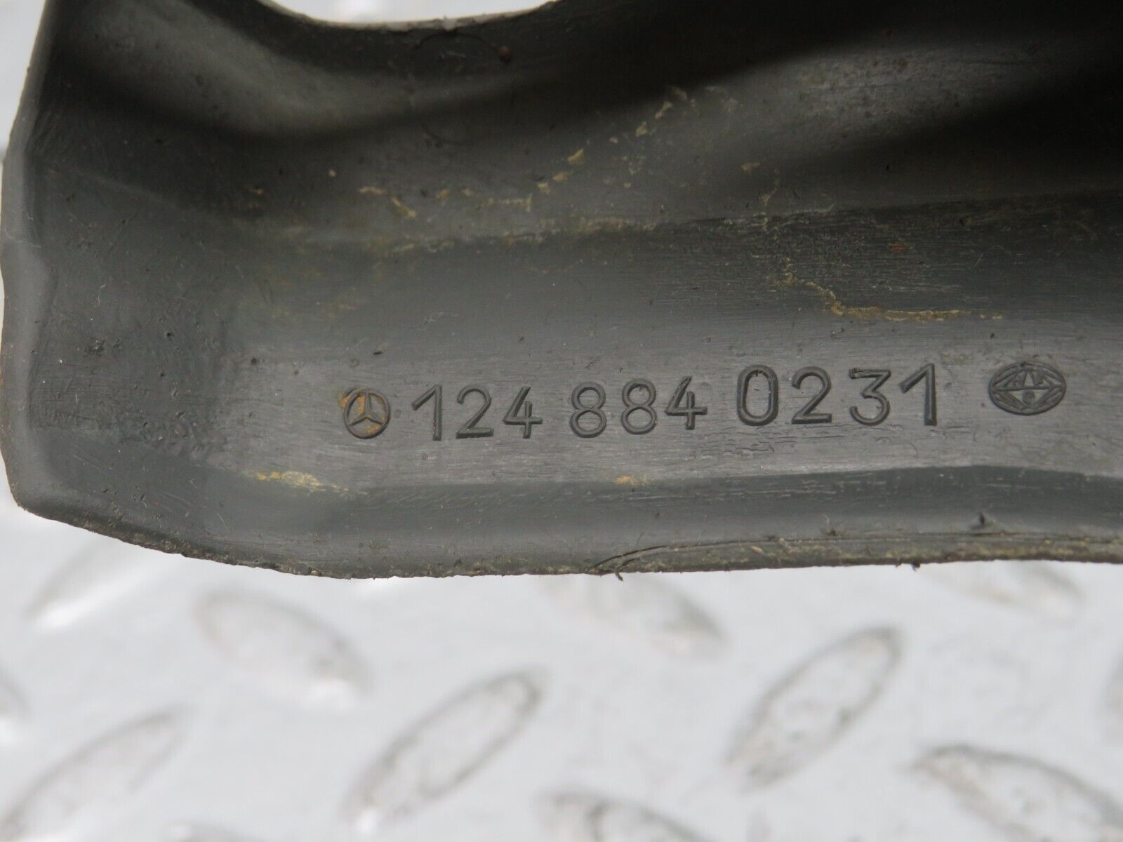 32369 Mercedes-Benz S124 300TE Right Fender Wing Lower Moulding Trim 1248840231