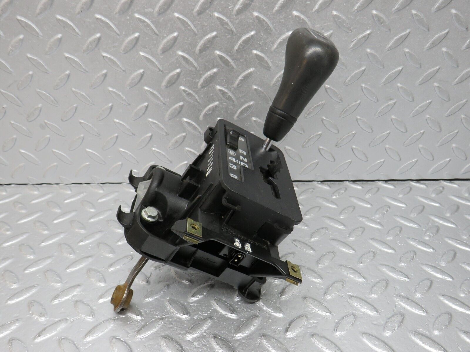 39398 Mercedes-Benz R129 320SL Coupe Automatic Gear Selector 1292670637 2012670480