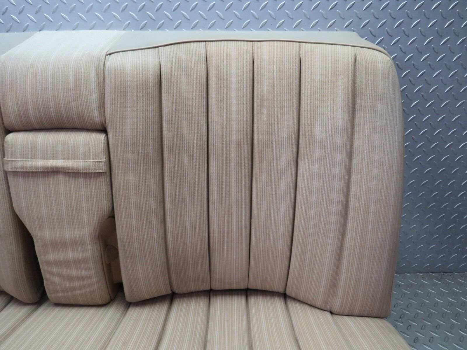34234 Mercedes-Benz W124 260E Rear Seat Beige 1249200016 1249200050