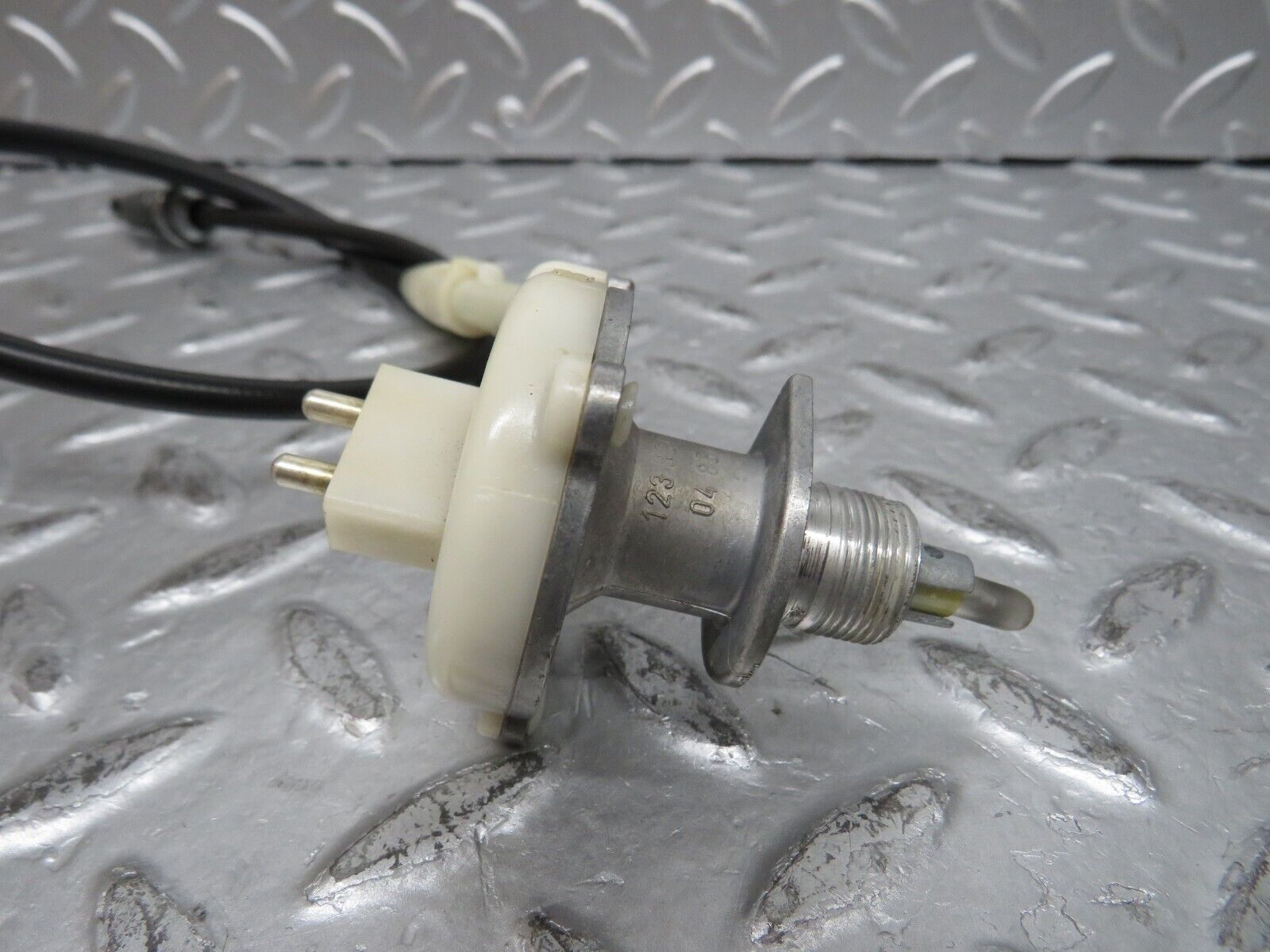 29778 Mercedes-Benz W123 230E Heater Regulator 1238300485