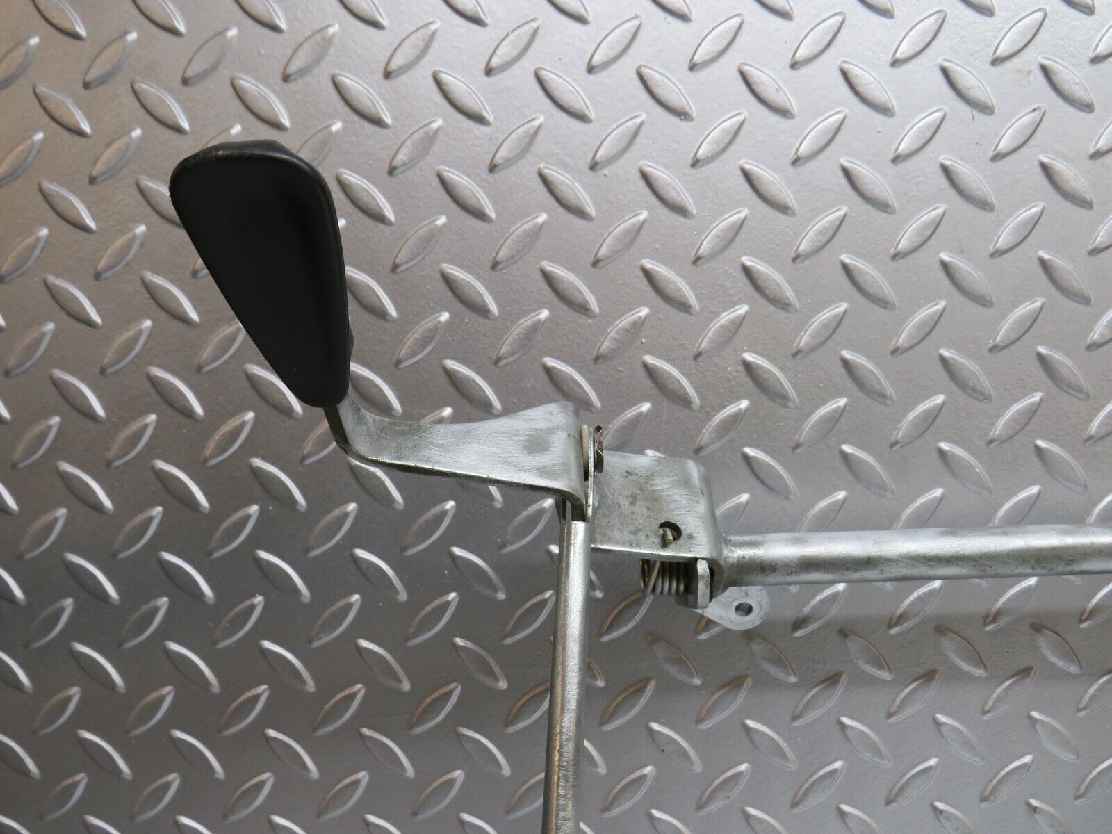 28473 Mercedes-Benz S123 240D Wagon Rear Seat Hardware 1239290127