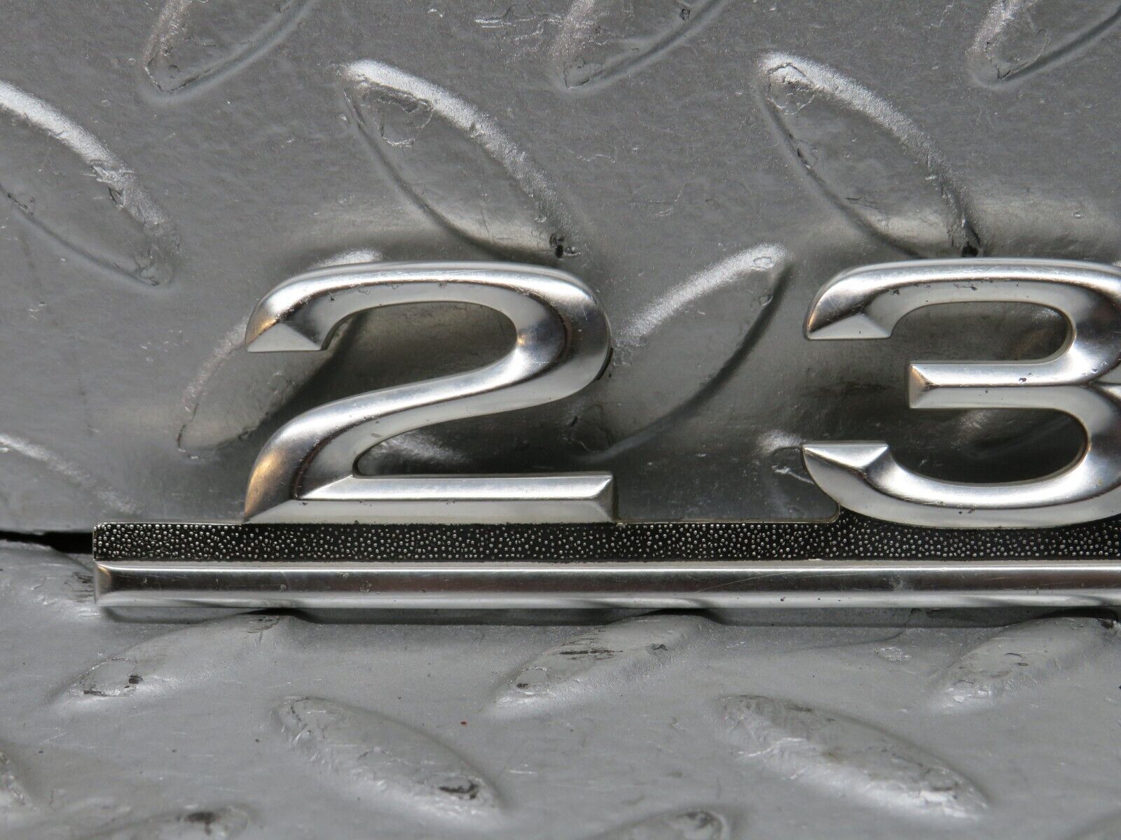 32050 Mercedes-Benz W123 230E Trunk Badge Logo Emblem 1238172015