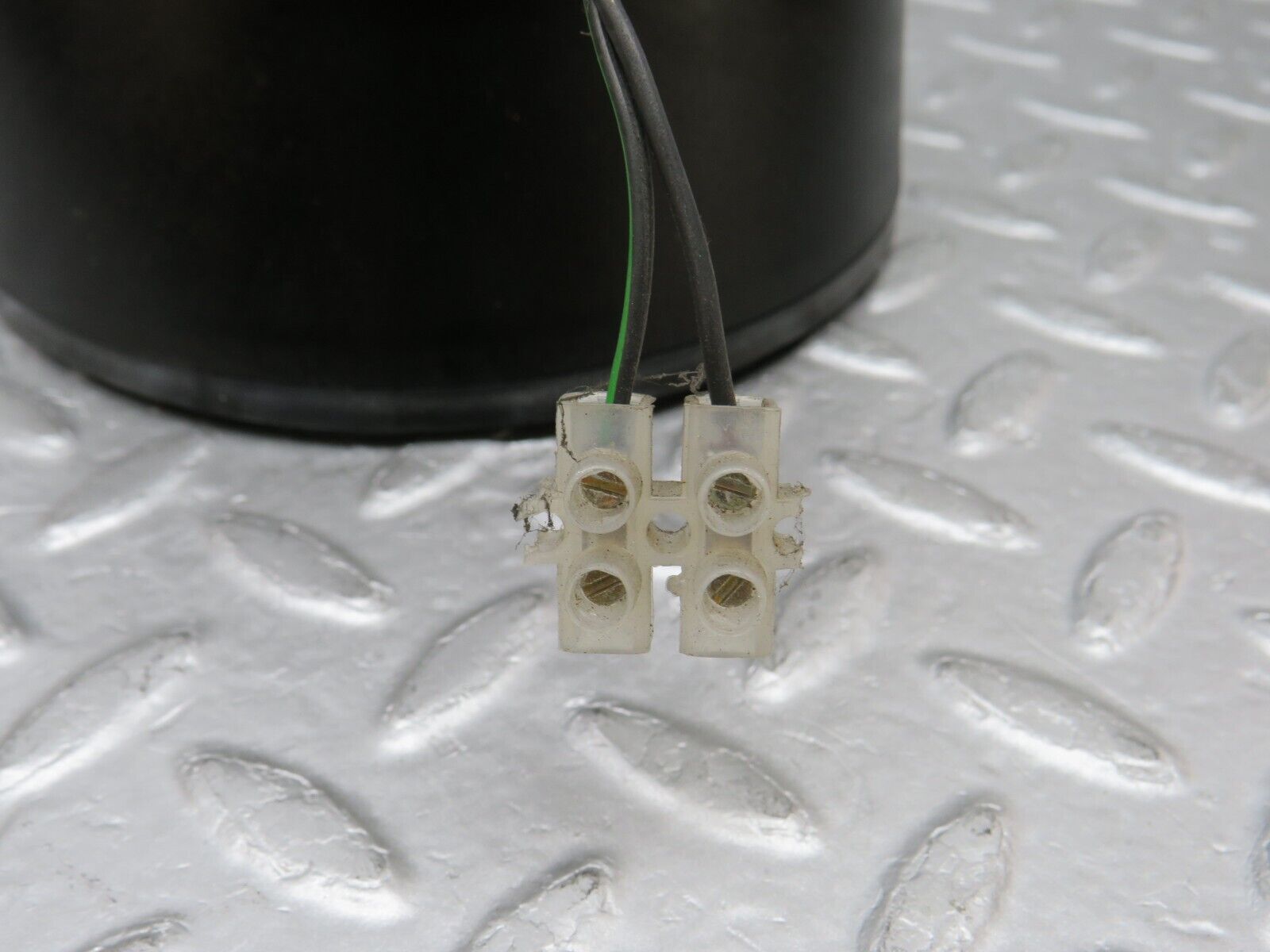 35996 Mercedes-Benz W126 420SE Rear Right Parcel Shelf Speaker 1268200402