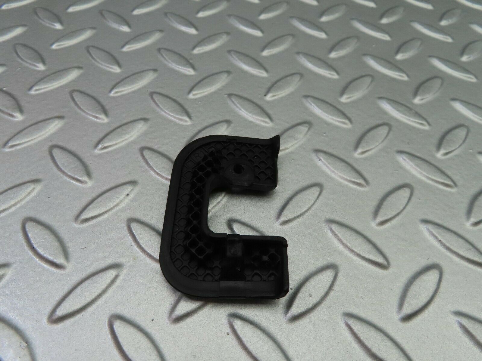 6437 Mercedes-Benz S124 E220 Wagon Right Interior Door Latch Trim