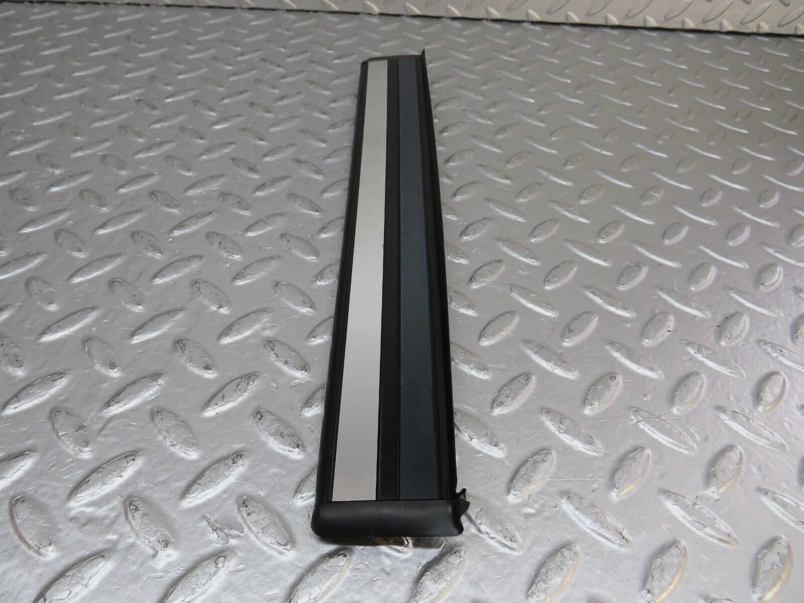 33251 Mercedes-Benz W202 C180 Rear Door Sill Trim 2026800335