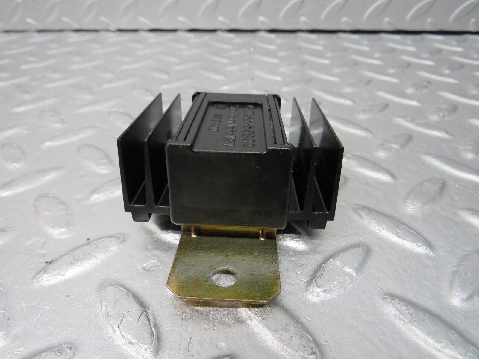36990 Mercedes-Benz C126 420SEC Coupe ECU Relay 0055459832