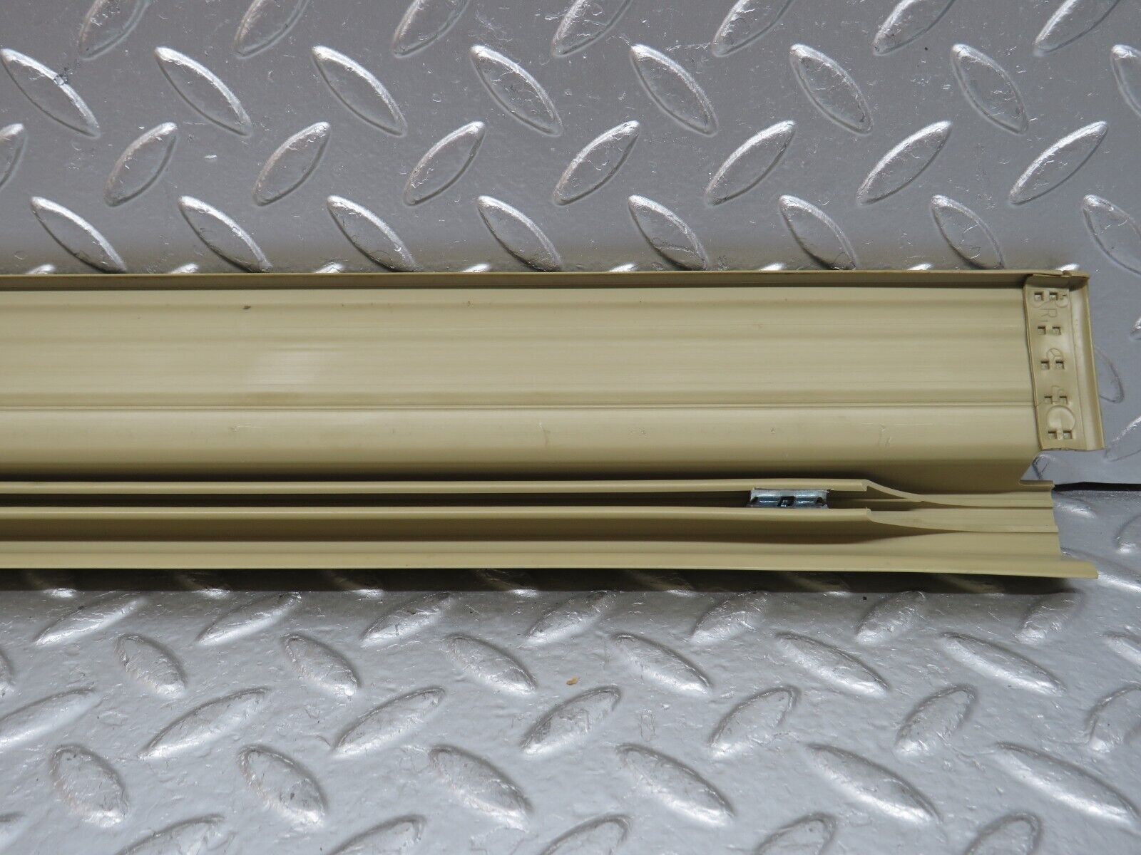 29277 Mercedes-Benz W124 230E Front Left Door Sill Trim