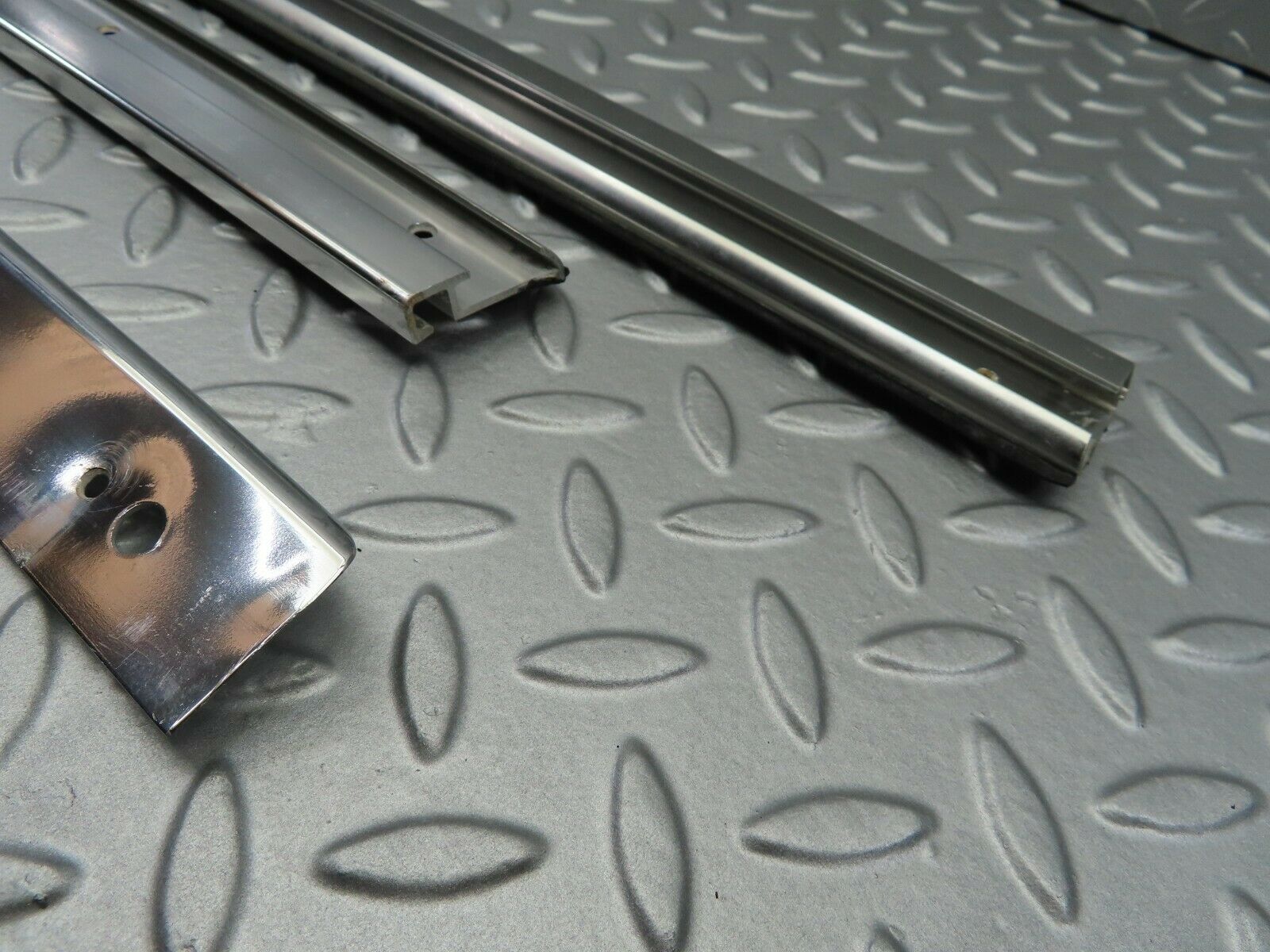 6905 Mercedes-Benz C107 350SLC Coupe Roof Chrome Moulding Left Side