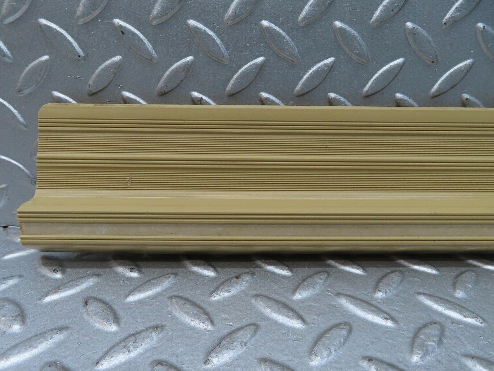 13484 Mercedes-Benz W123 200 Rear Left Door Sill