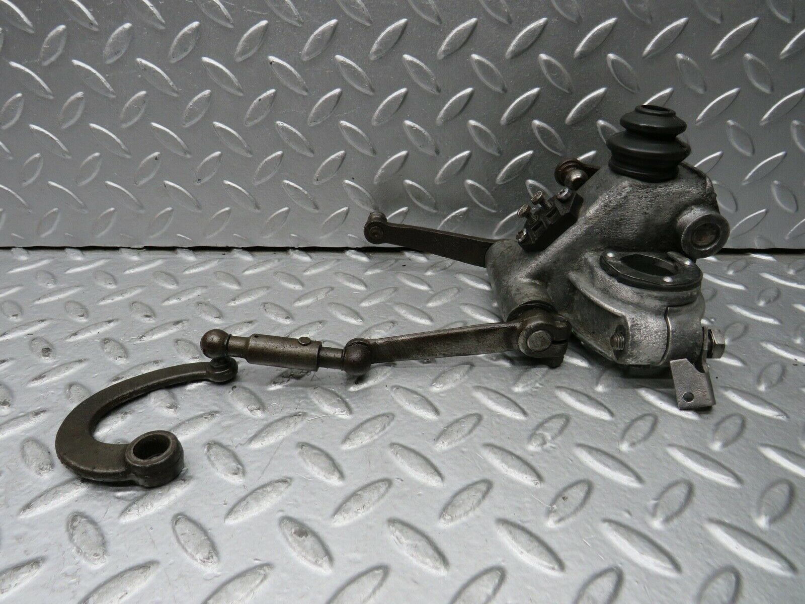 21925 Mercedes-Benz W121 190b Ponton Manual Gear Selector Linkage