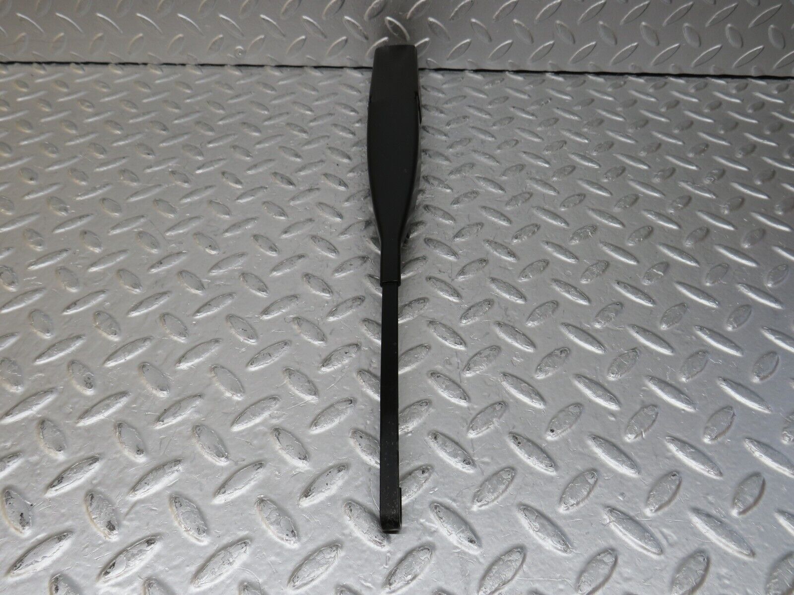 34859 Mercedes-Benz W210 320E Front Windscreen Wiper Arm