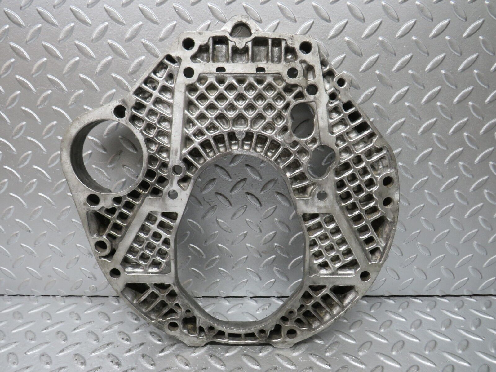 32918 Mercedes-Benz W123 300D Gearbox Flange 1100111545