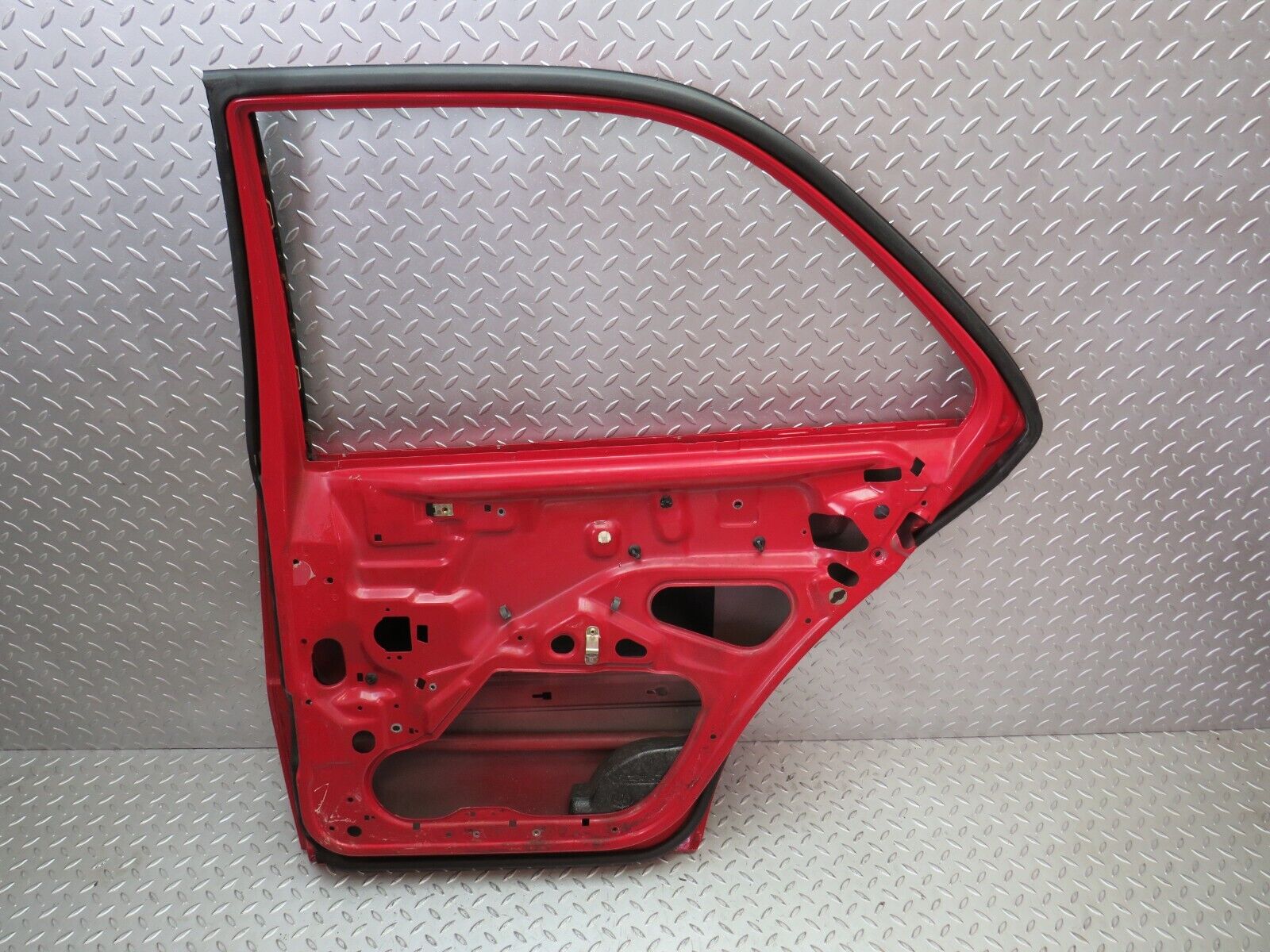 33359 Mercedes-Benz W202 C180 Rear Right Door