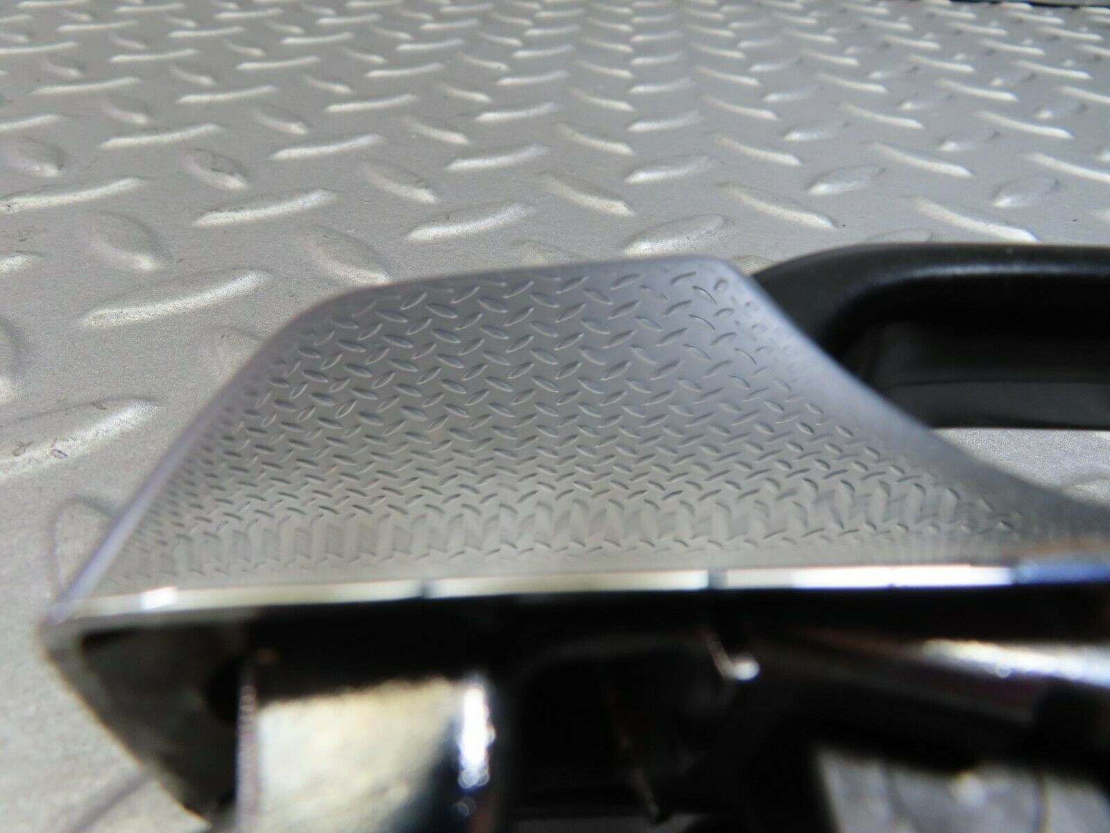 8240 Mercedes-Benz W123 Exterior Chrome Door Handle Rear Right 1237600359