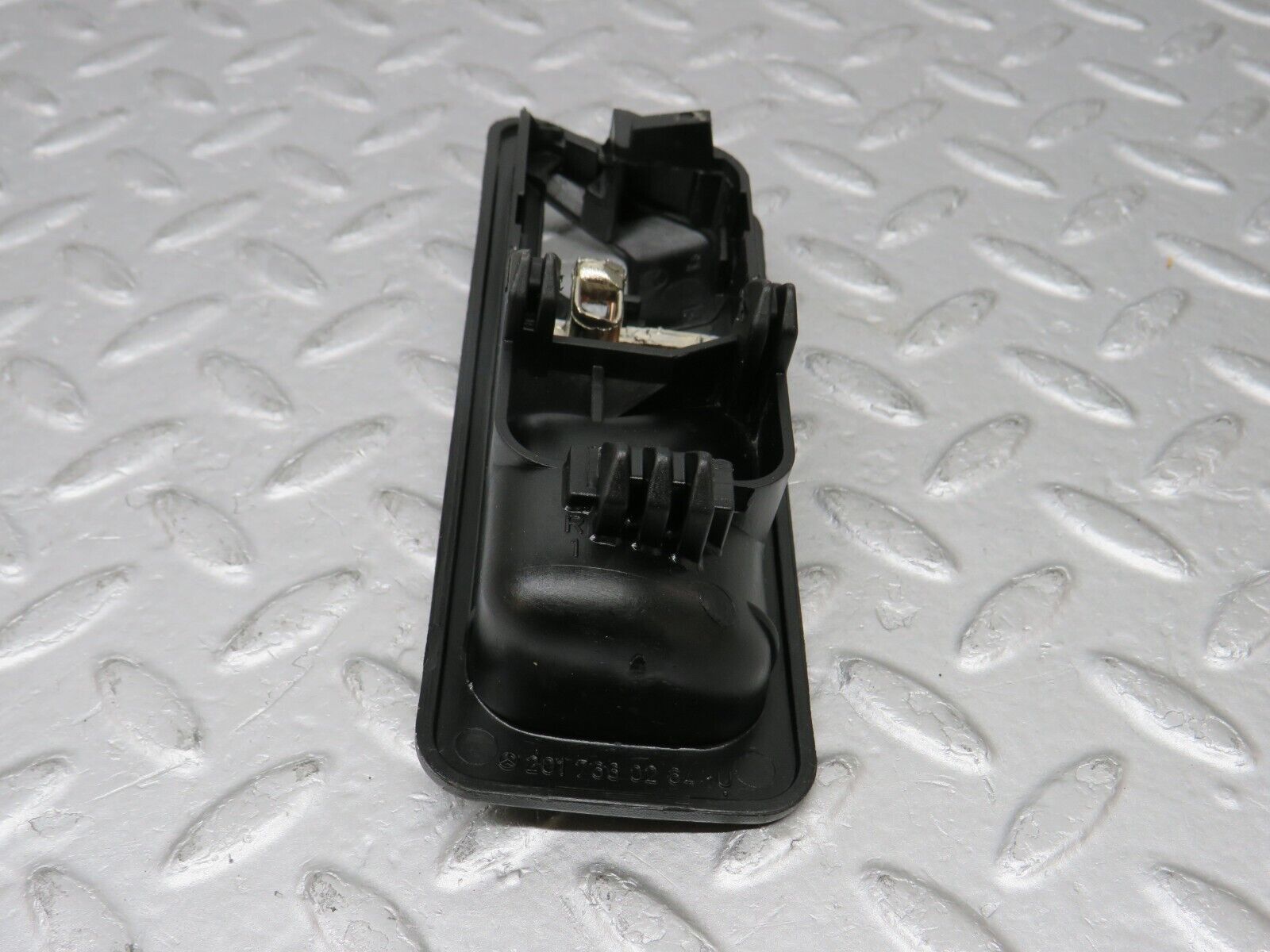 36618 Mercedes-Benz W201 190E 2.0L Right Interior Door Handle 2017660264