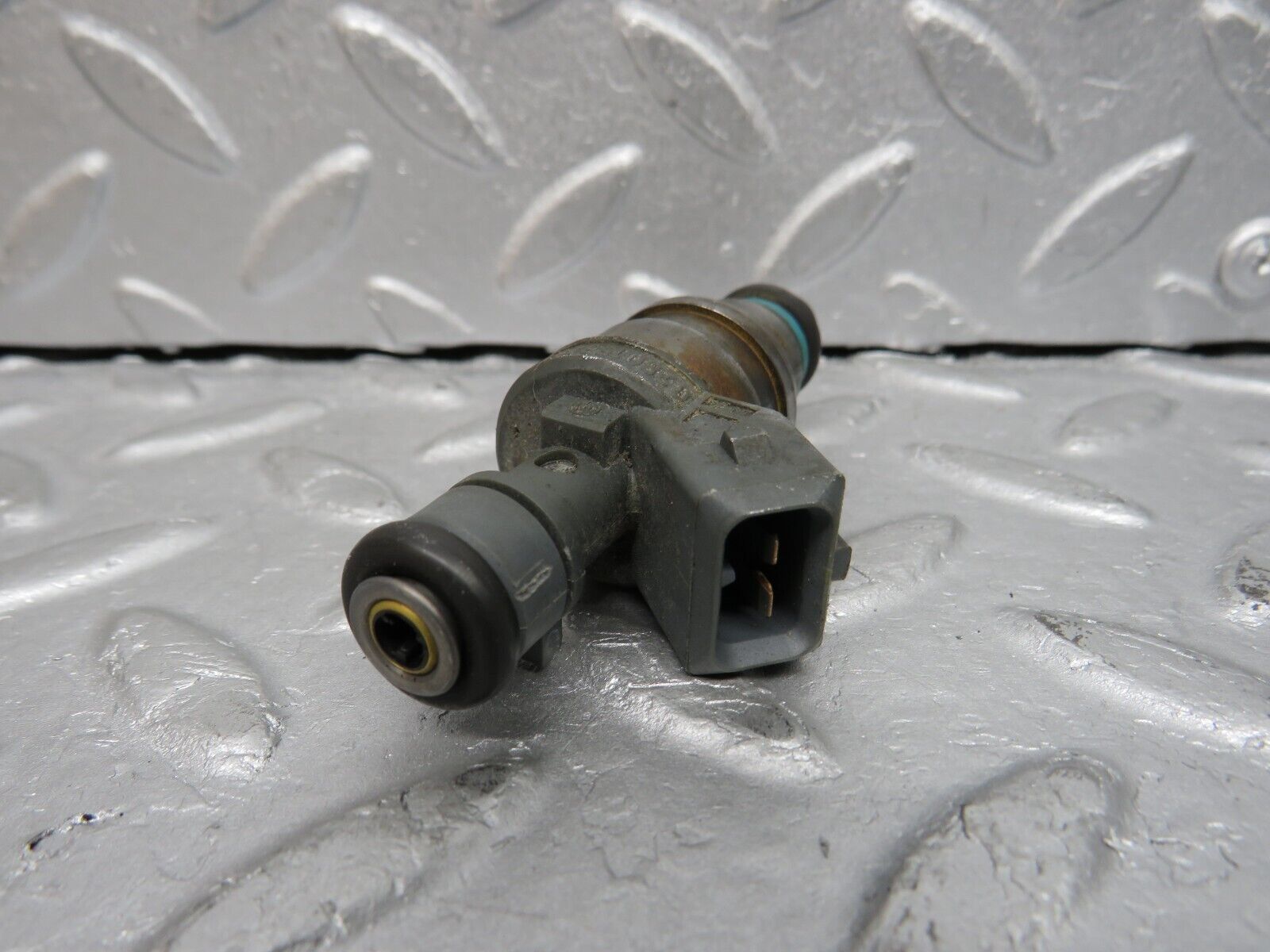 38656 Mercedes-Benz R129 280SL Coupe Fuel Injector Bosch 0000787323 0280155209