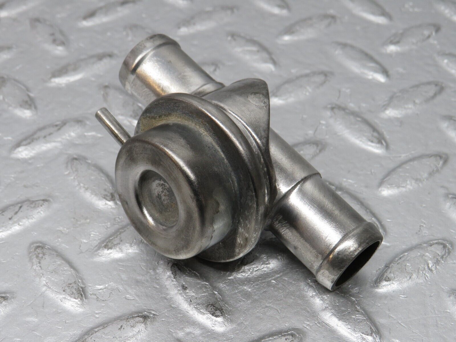 38588 Mercedes-Benz R129 280SL Coupe Air Control Valve