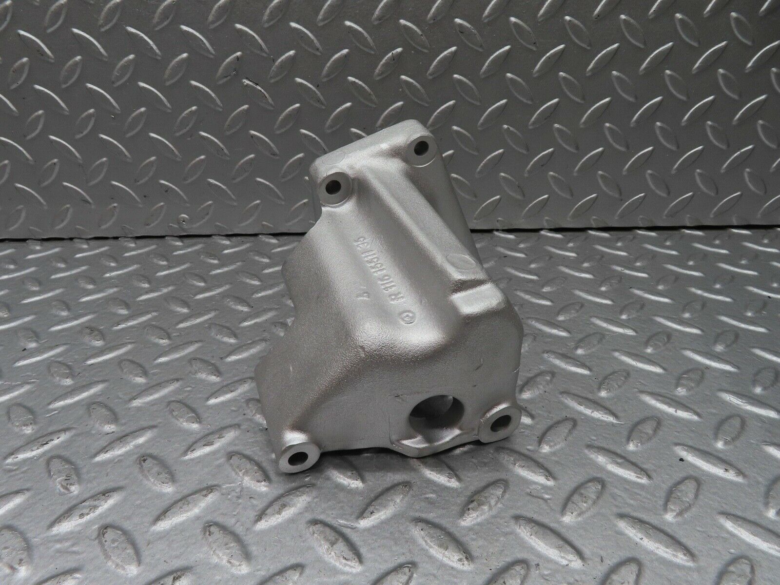 18192 Mercedes-Benz W123 200 Alternator Generator Bracket 1161551135