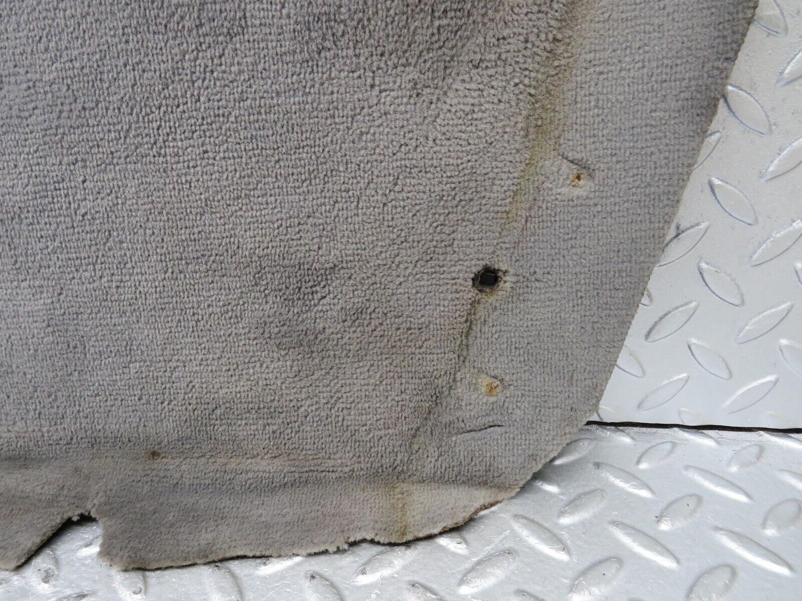 36232 Mercedes-Benz W126 420SE Centre Console Carpet Right Grey 1266831225