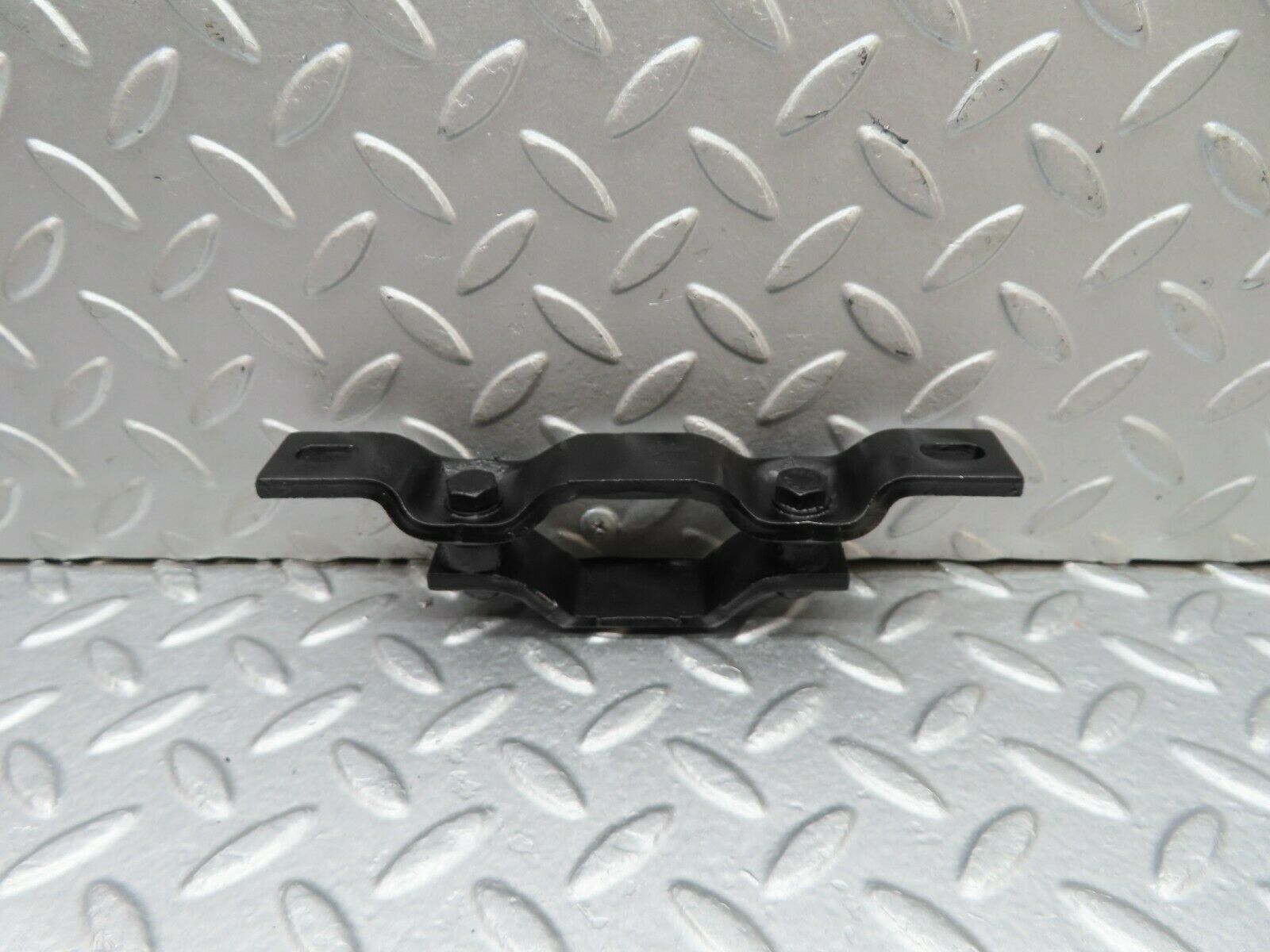 17991 Mercedes-Benz W123 200 Gearbox Bracket