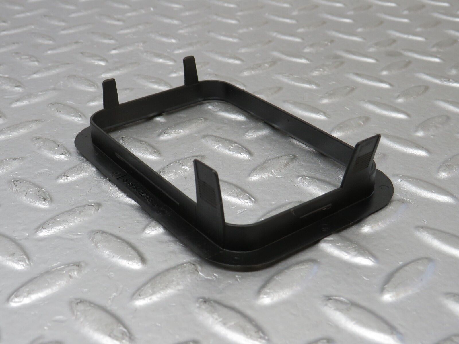 38454 Mercedes-Benz R129 280SL Coupe Gear Selector Surround Trim 1292670088