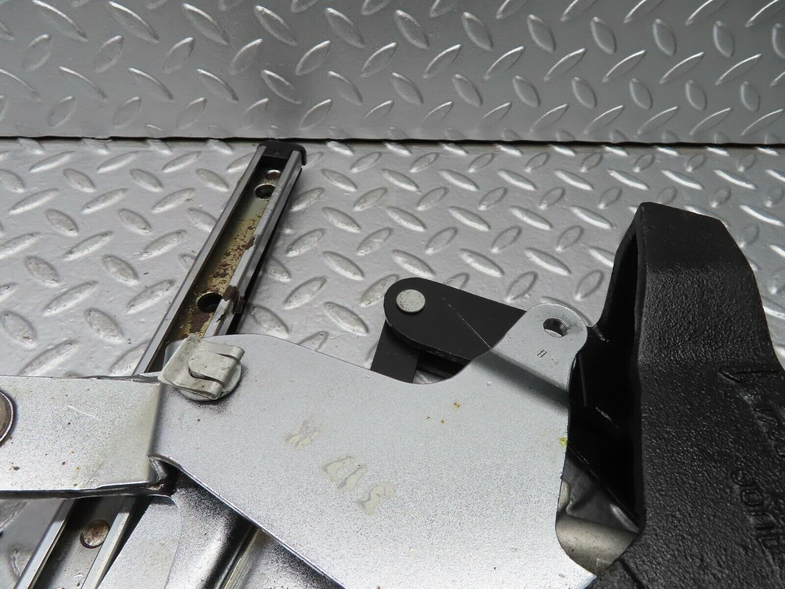 20159 Mercedes-Benz R129 300SL Coupe Soft Top Frame Base Right Side 1297741230