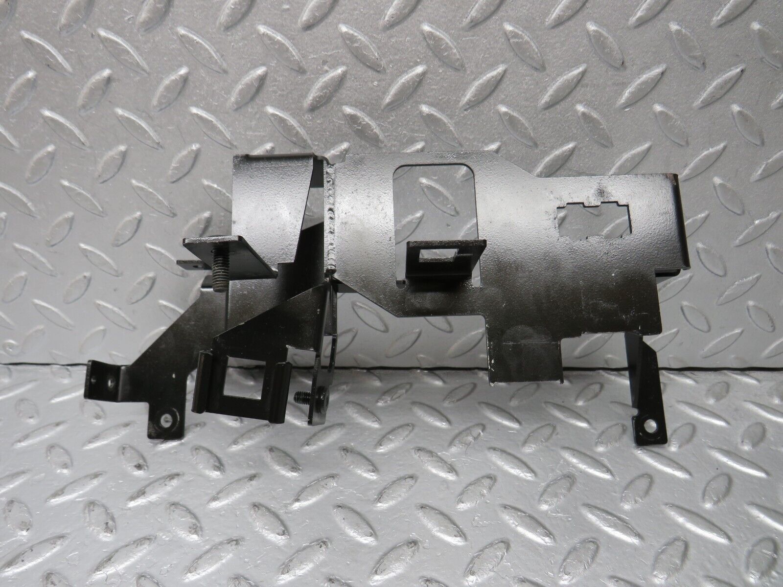 38429 Mercedes-Benz R129 280SL Coupe Relay Bracket