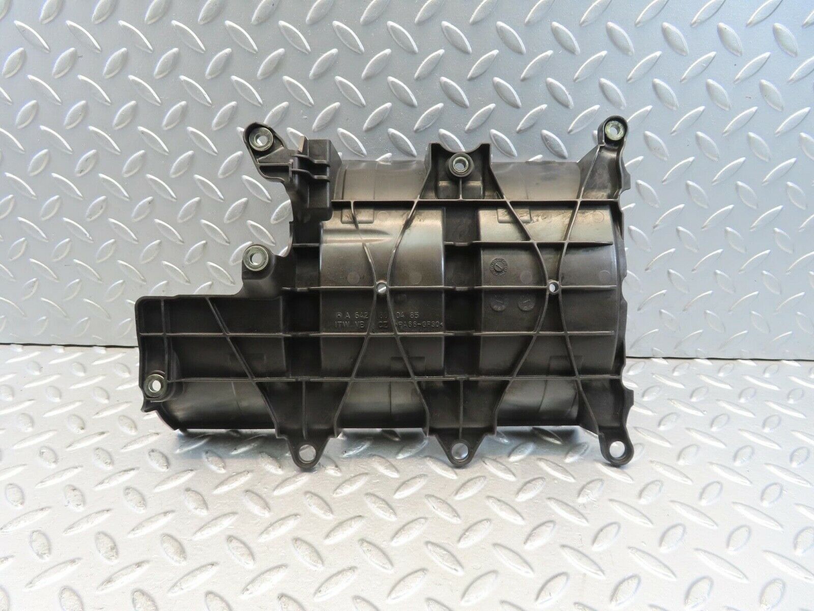 11305 Mercedes-Benz W221 S320 Baffle Plate 6421800485