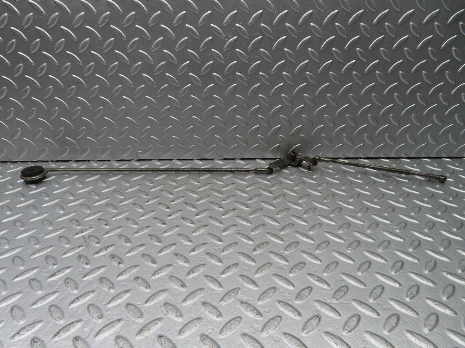 21015 Mercedes-Benz W114 250CE Coupe Throttle Linkage