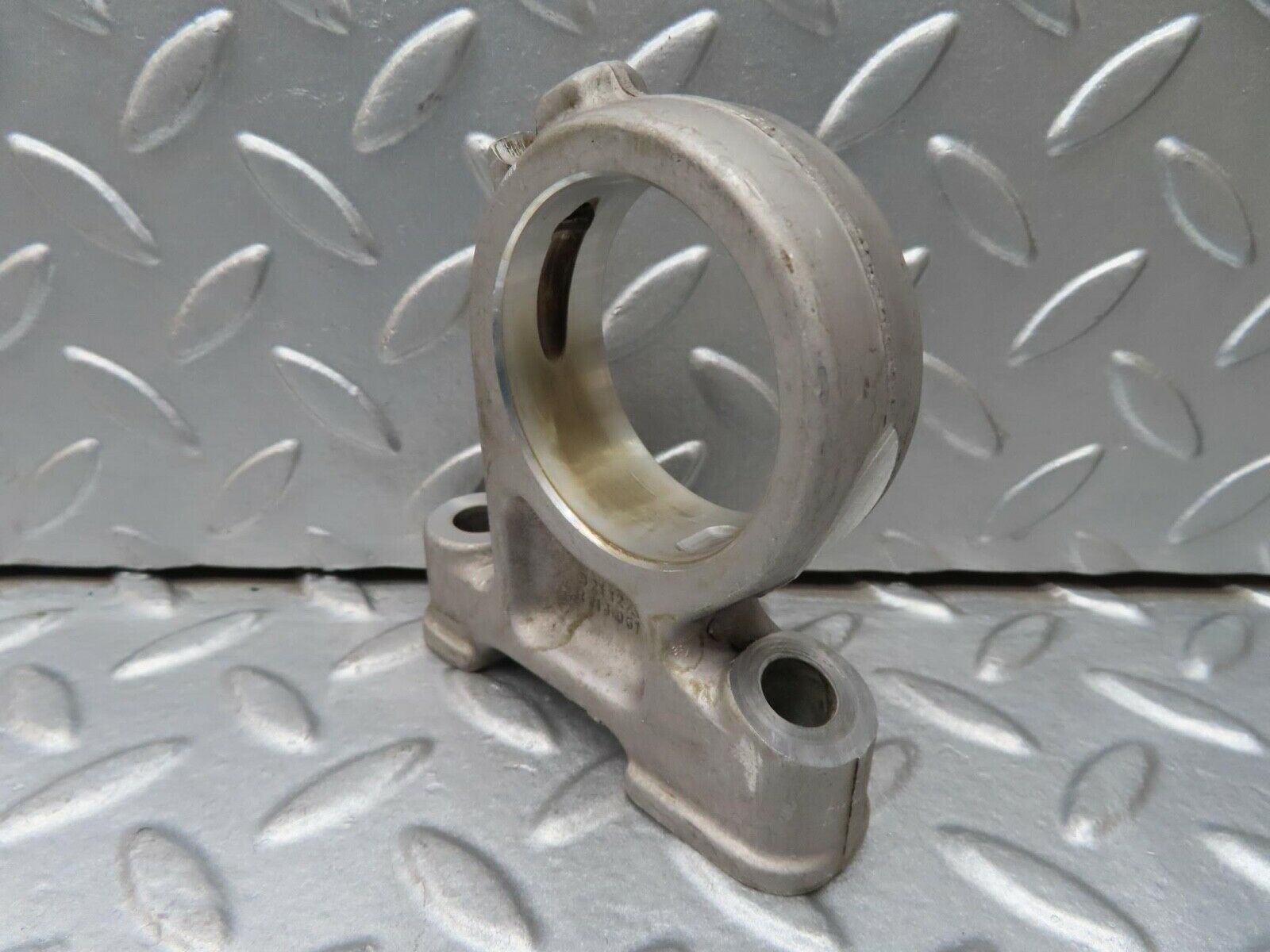 16551 Mercedes-Benz C107 350SLC Coupe Camshaft Tower Bearing 1160512112