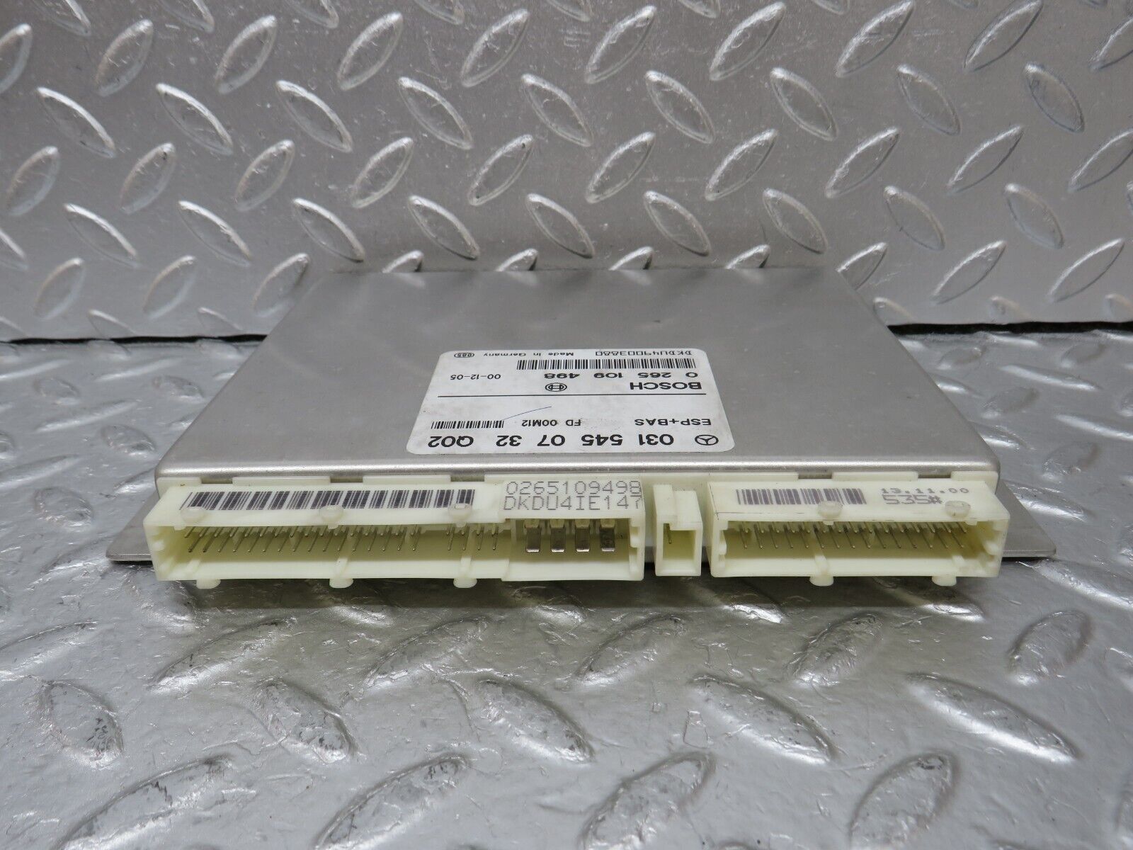 34762 Mercedes-Benz W210 320E ABS Control Unit Bosch 0315450732 0265109498