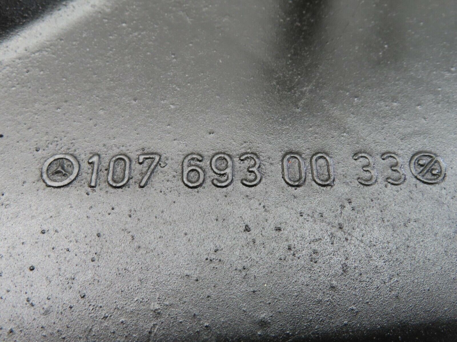 14128 Mercedes-Benz C107 280SLC Spare Wheel Cover 1076930033