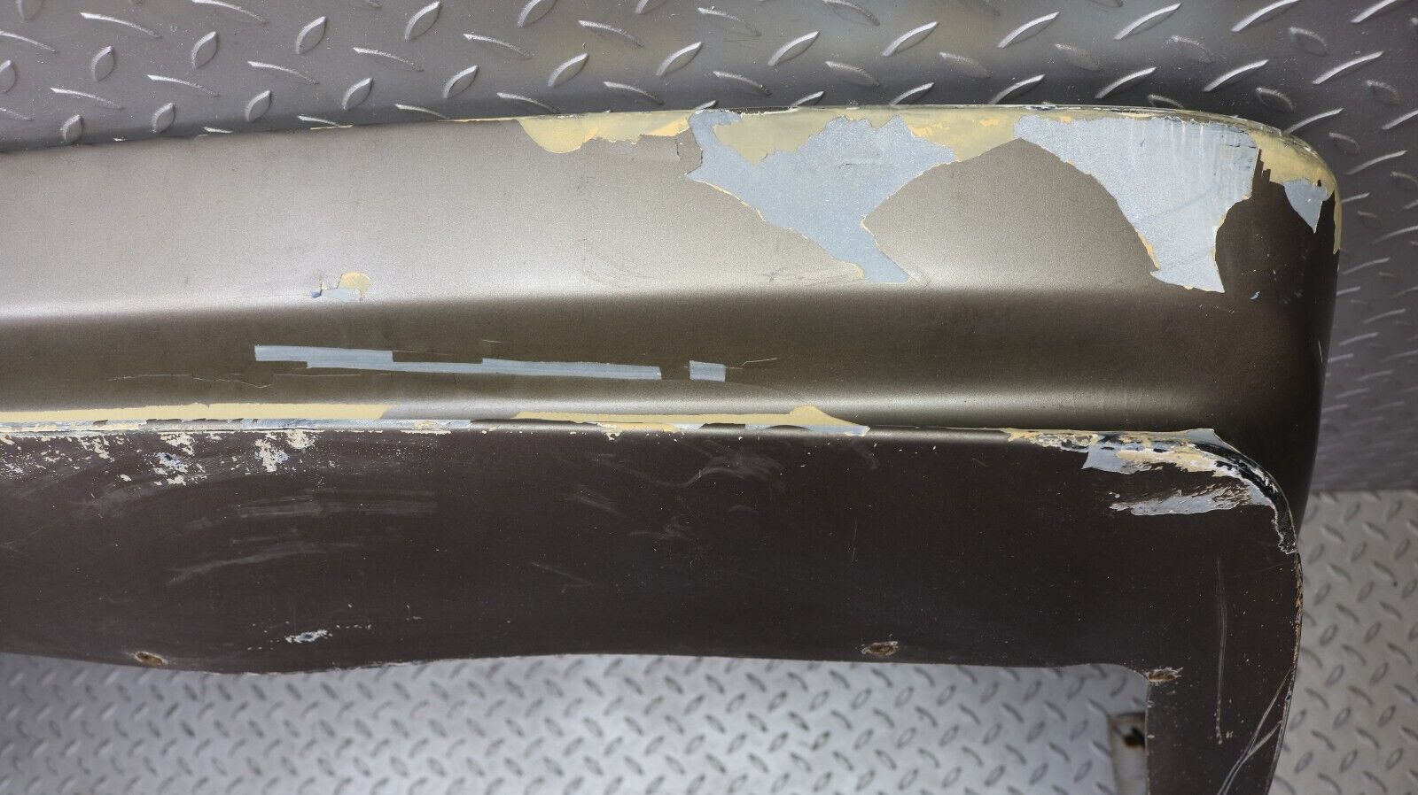 37255 Mercedes-Benz C126 420SEC Coupe Rear Bumper