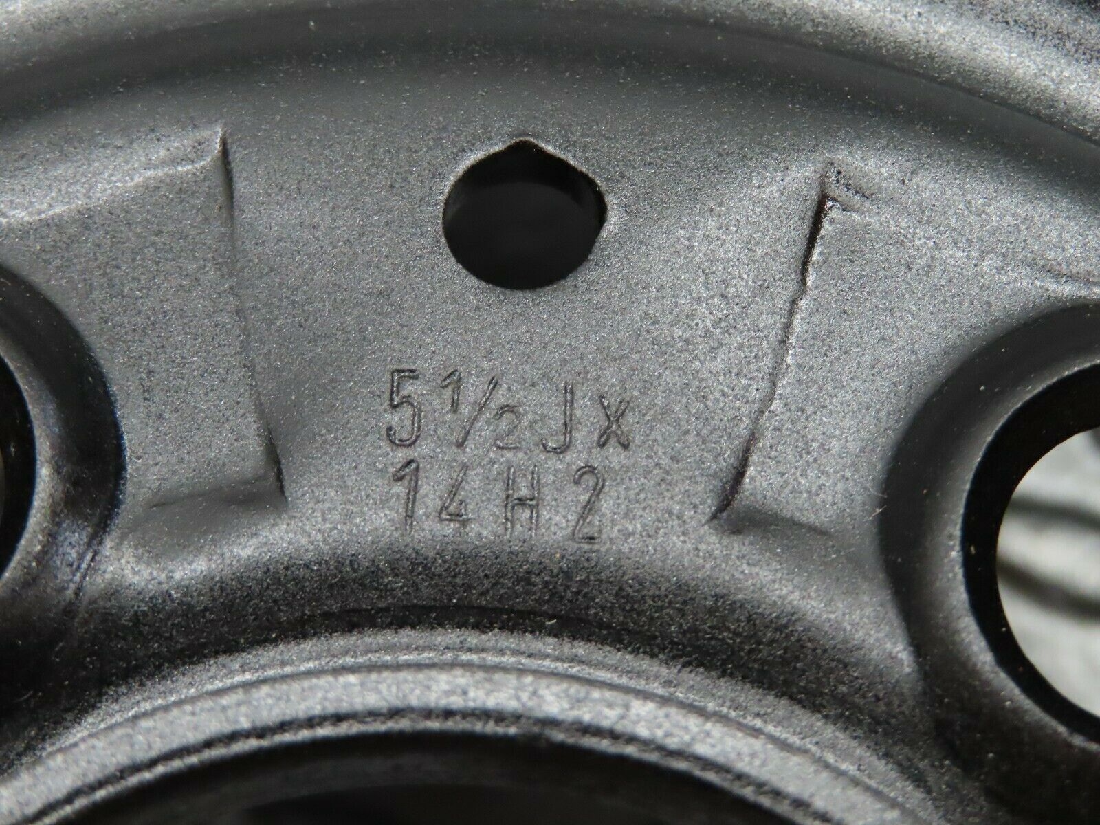 18028 Mercedes-Benz Steel Wheel 5.5Jx14H2 ET30 1234000302