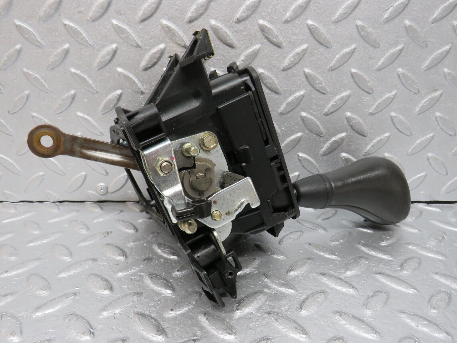 39398 Mercedes-Benz R129 320SL Coupe Automatic Gear Selector 1292670637 2012670480