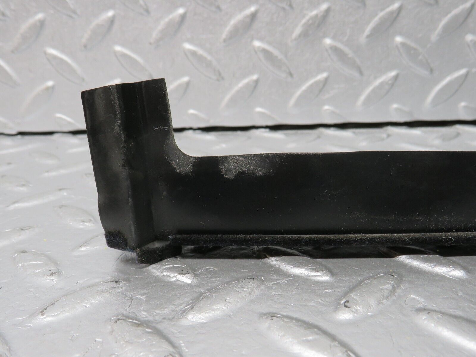 39720 Mercedes-Benz R129 320SL Coupe Left Door Wing Mirror Rubber 1297250166