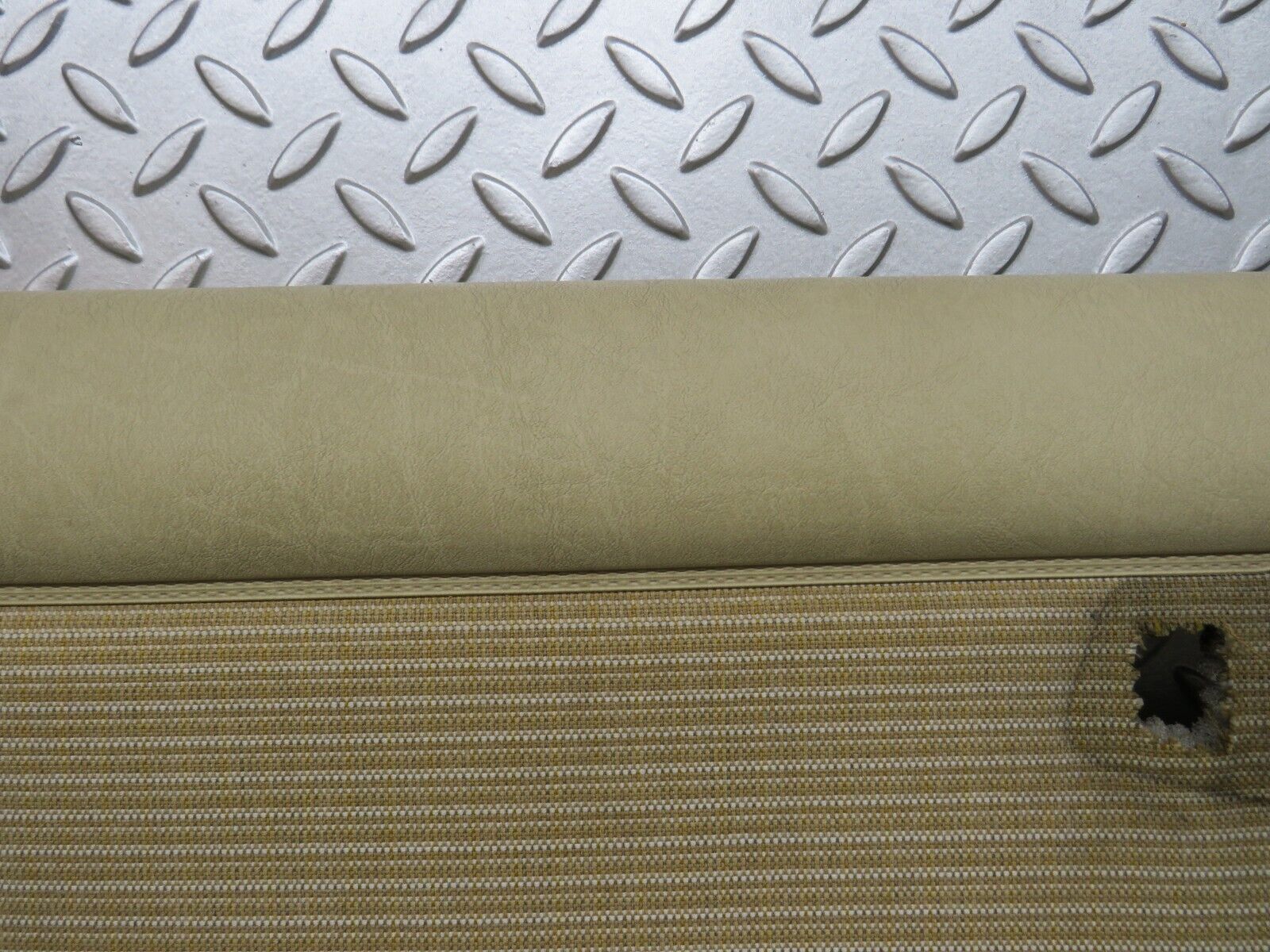 29616 Mercedes-Benz W123 230E Front Left Door Card Beige