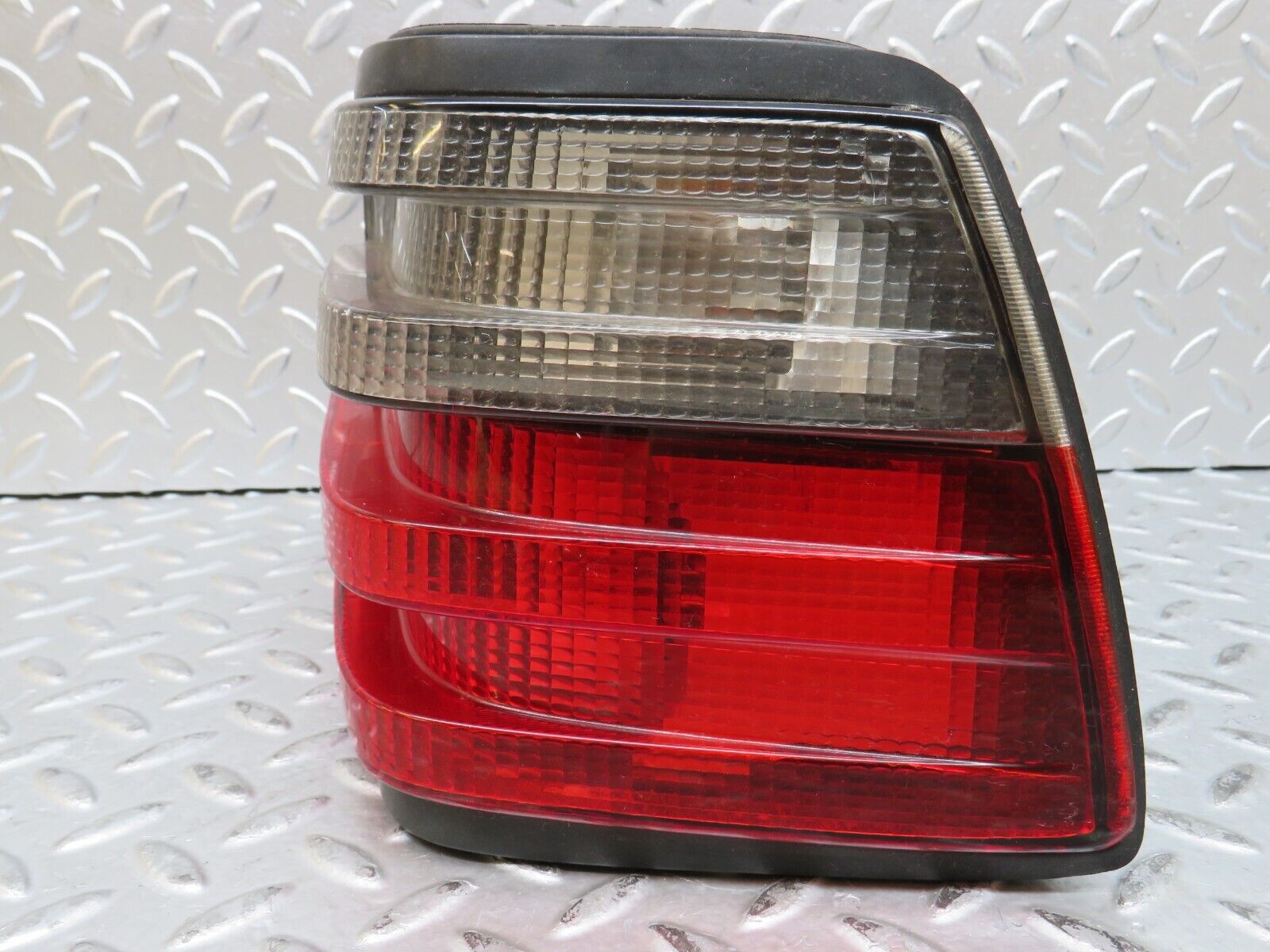 29040 Mercedes-Benz C124 320CE Coupe Tail Light Right Side