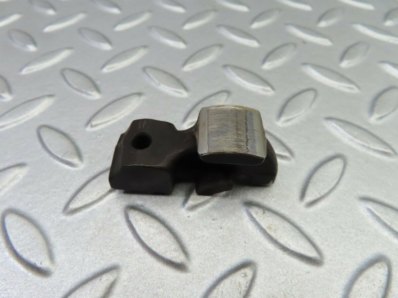 6282 Mercedes-Benz W126 380SE Rocker Arm