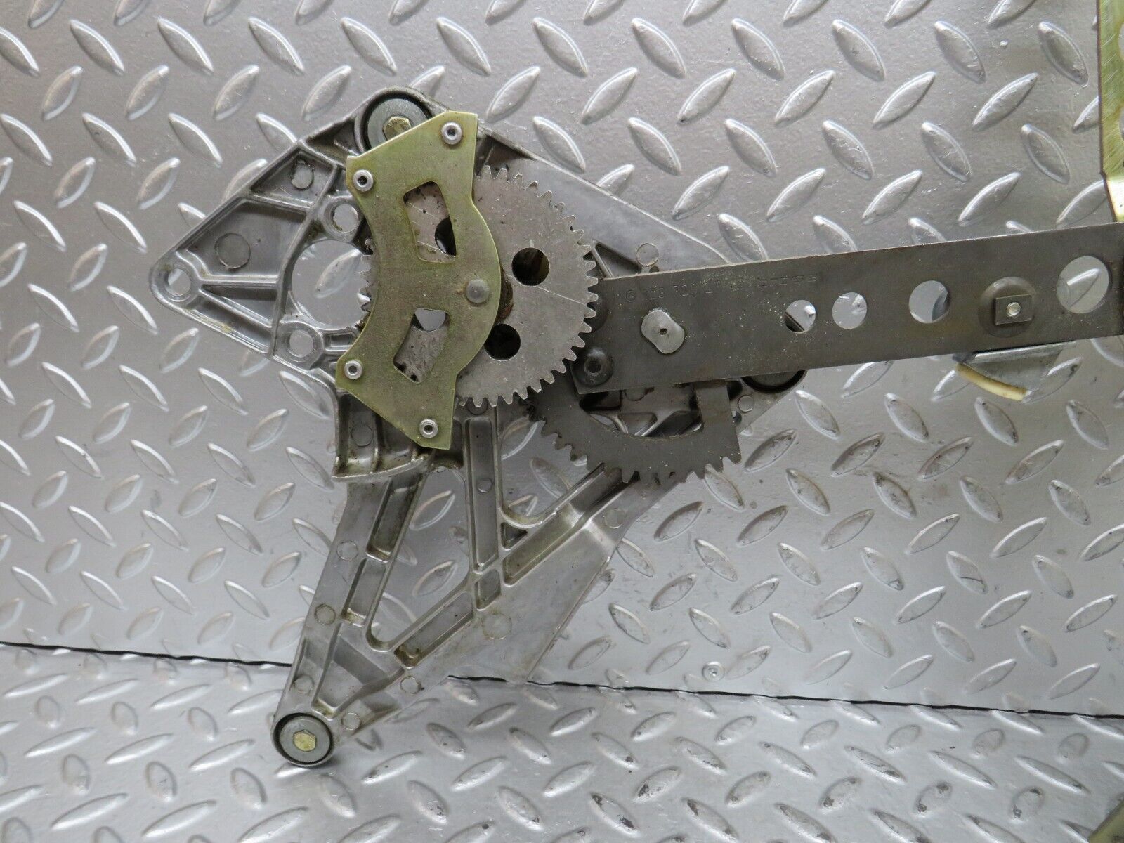 28712 Mercedes-Benz W123 230E Front Left Power Window Regulator 1237202746