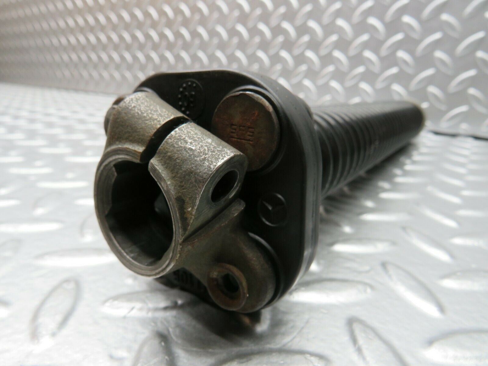 22435 Mercedes-Benz C124 E220 Coupe Steering Column Lower Shaft Rod
