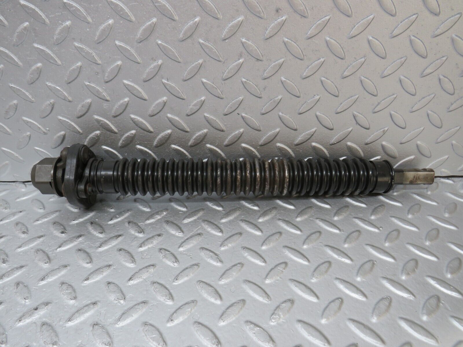 36368 Mercedes-Benz W126 420SE Steering Column Lower Shaft 1264620146