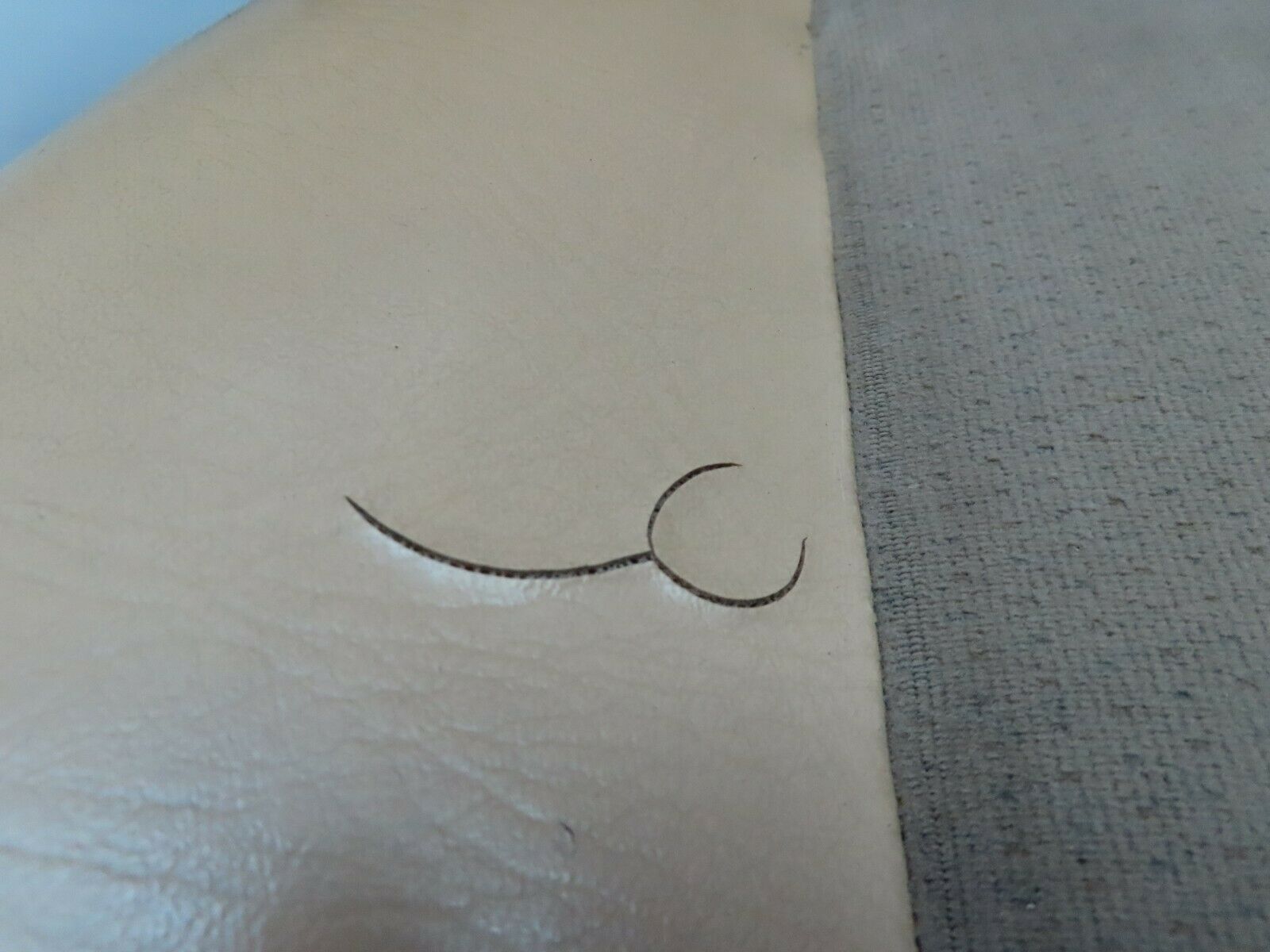 7323 Mercedes-Benz W116 450SE Front Left Seat Driver Seat