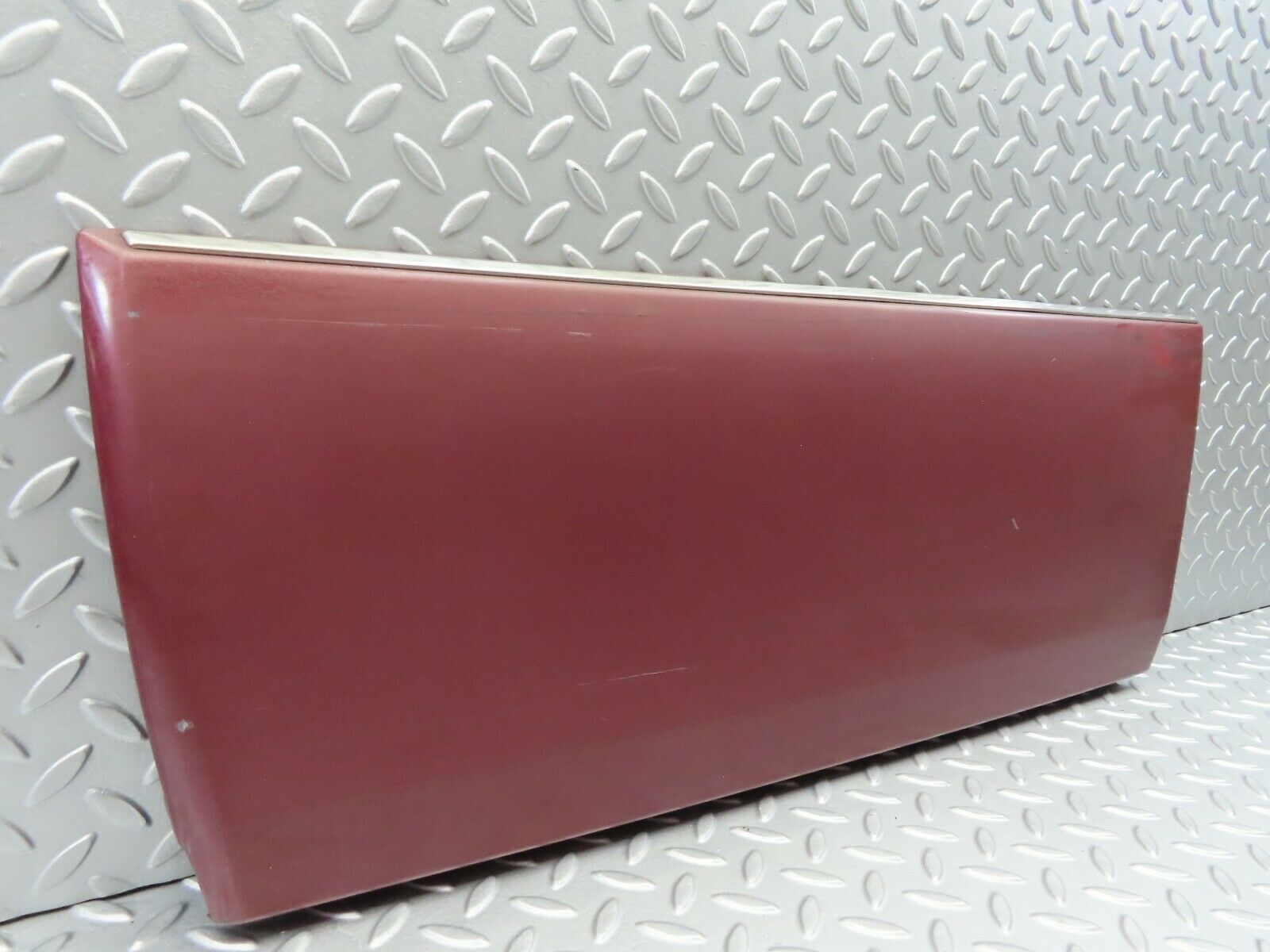 6590 Mercedes-Benz S124 E220 Wagon Rear Left Door Lower Moulding 1246901740