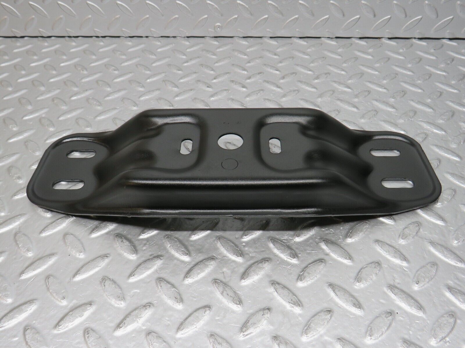 32544 Mercedes-Benz S124 300TE Wagon Gearbox Mount Bracket